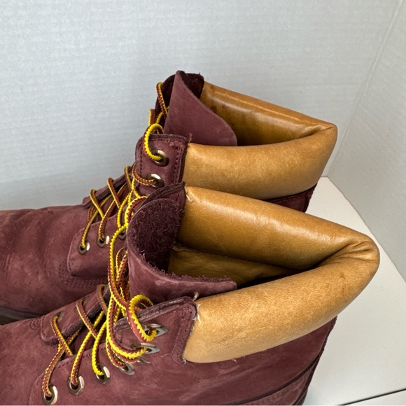 Timberland Men\'s Burgundy Suede Boots main image 6